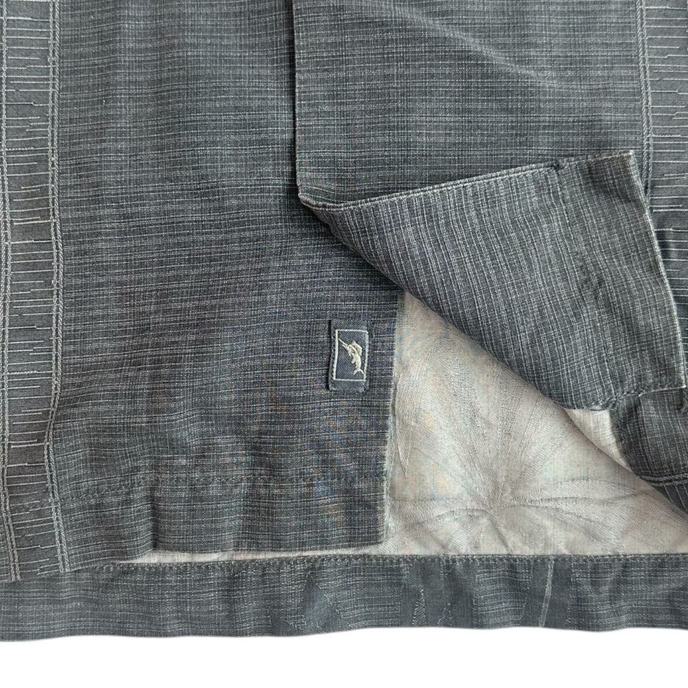 Tommy Bahama Men's 100% Silk Camp Short Sleeve Shirt Size Small Grey - Picture 4 of 13